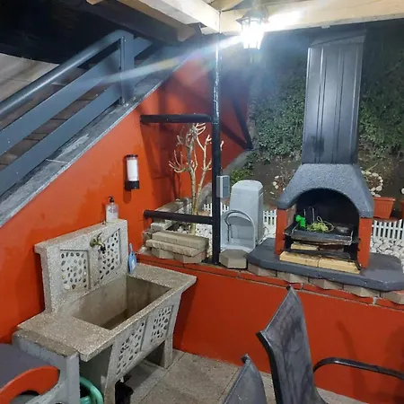 Apartamento Sun - Free Garage, Air Conditioner In Rooms, Garden