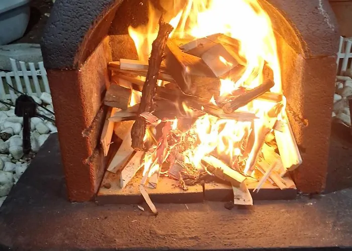 Sun - Free Garage, Air Conditioner In Rooms, Garden *