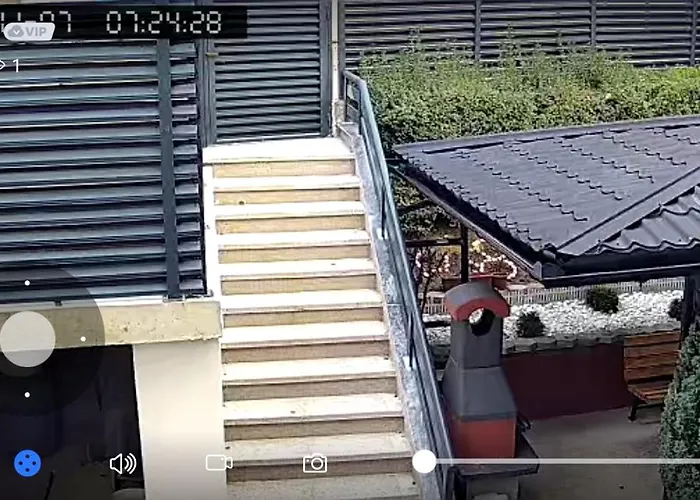 Sun - Free Garage, Air Conditioner In Rooms, Garden Saraievo